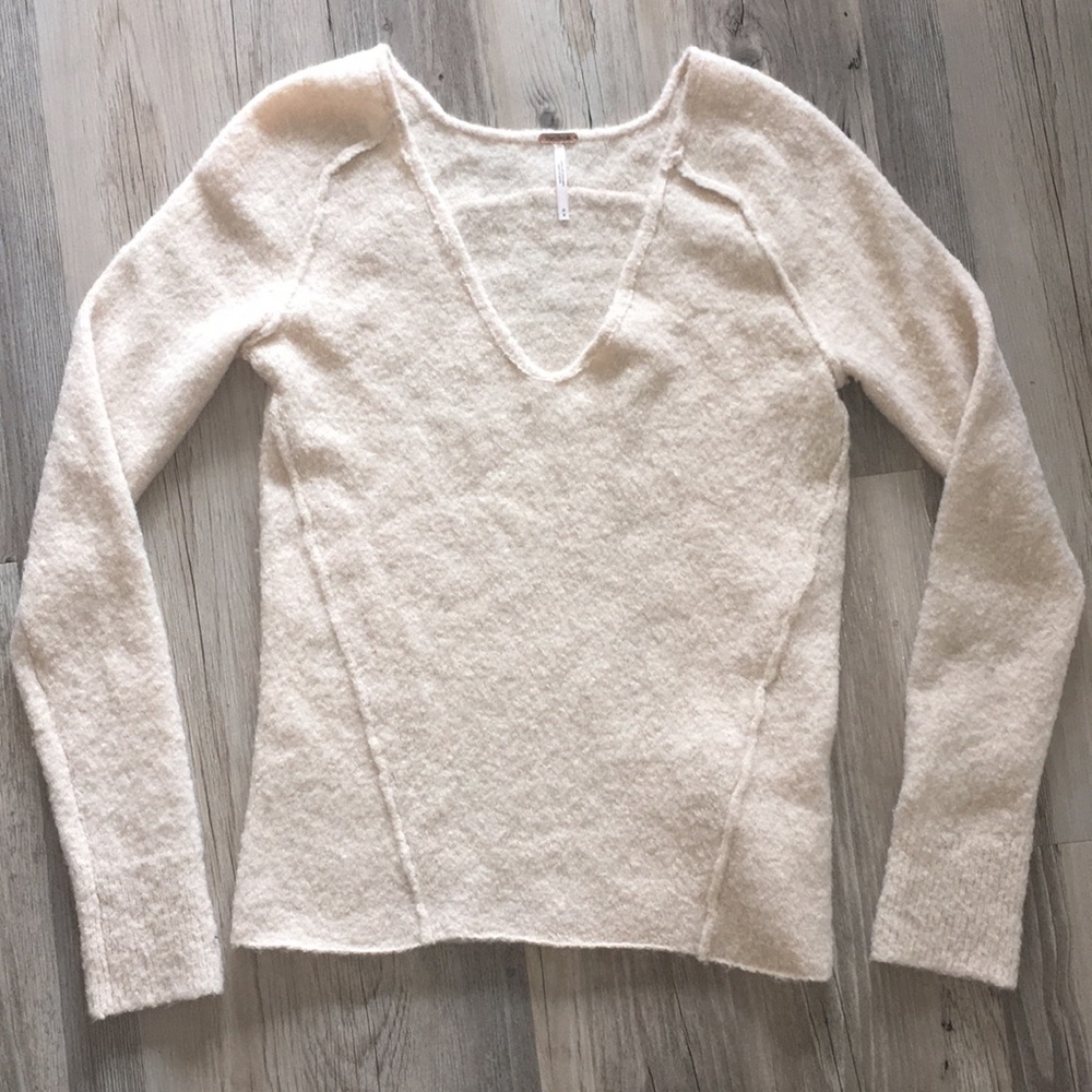 ‍♀️ Free People Lofty V-Neck Sweater // Size M